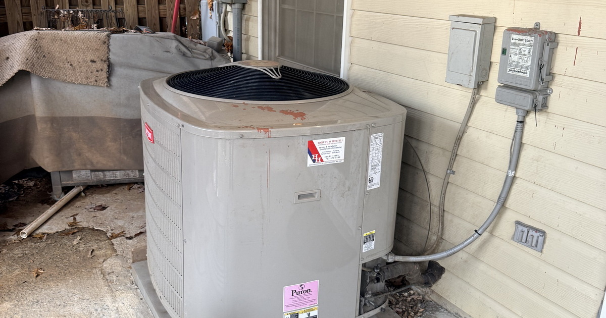Outdated Outdoor Condensing Unit Clearance Issues.jpeg