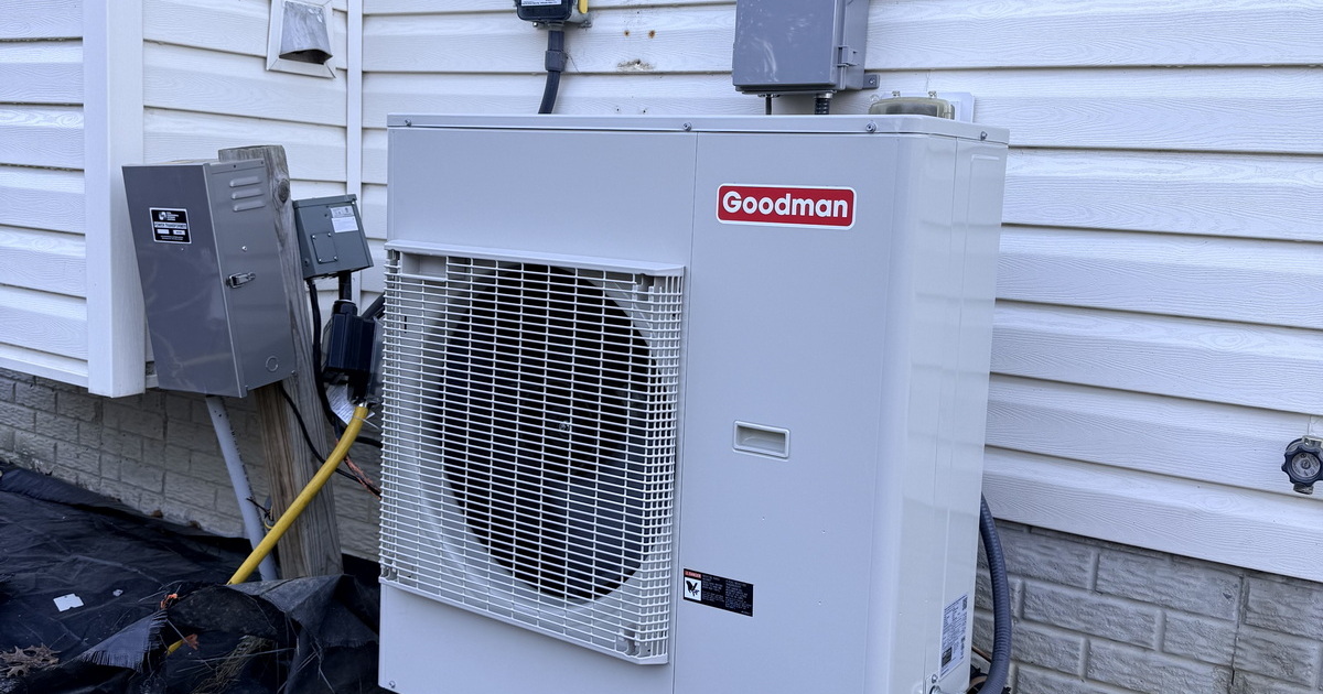 Goodman Outdoor Heat Pump Unit Professional Installation.jpeg