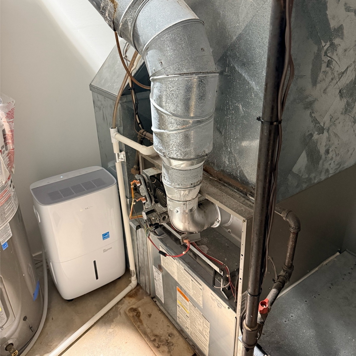 Outdated Gas Furnace Venting Configuration.jpg
