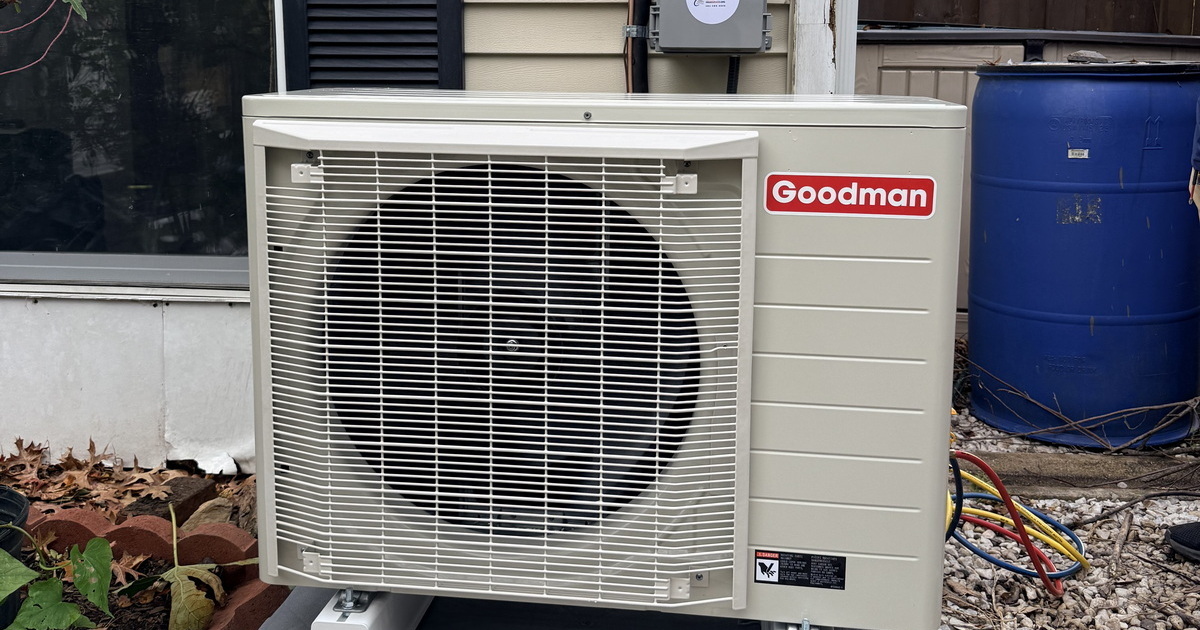 New Goodman Side Discharge Outdoor System.jpg