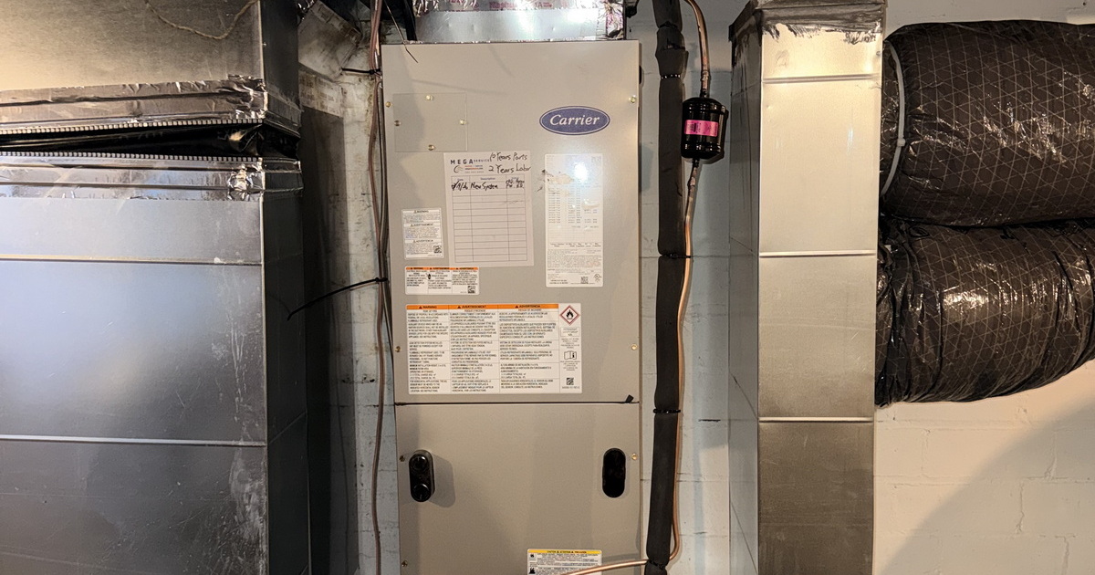 High Efficiency Carrier Indoor Furnace And Airflow System.jpeg