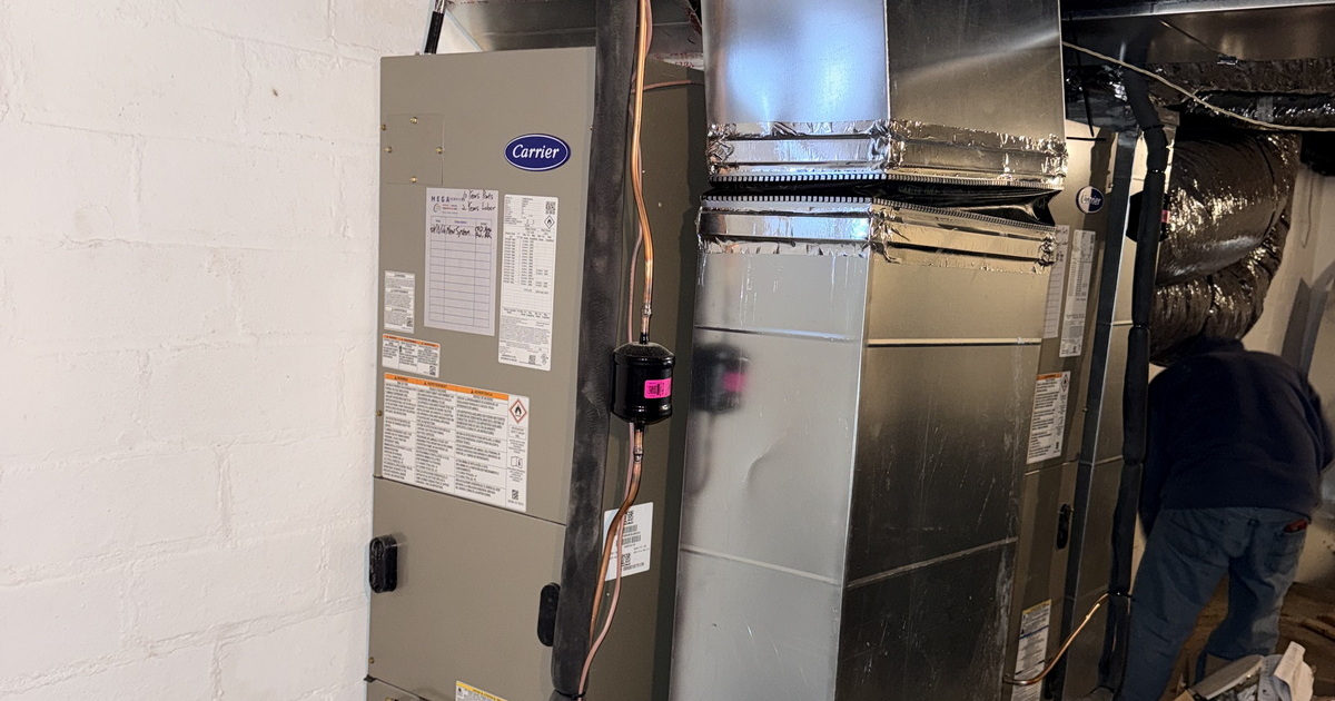 New Carrier Air Handler With Rigid Metal Plenum.jpeg